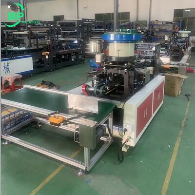 Máquina de sobres Kraft Clasp bp001 con perforadora e inserción de cierre metálico para papel kraft de muchos tamaños diferentes