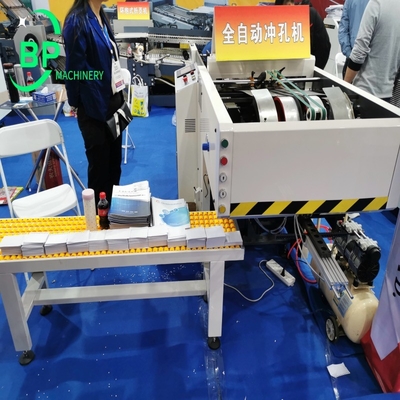 Punzonadora de papel automática APM420 para el sacador de agujero de las producciones del alambre o